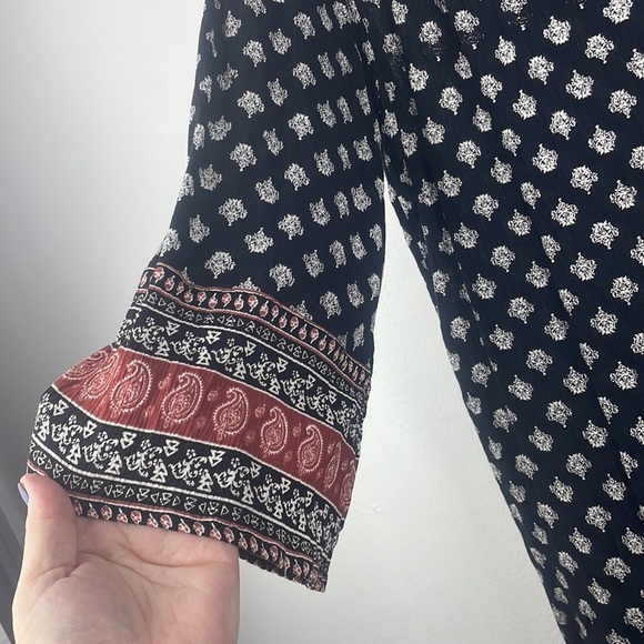 Millenium Black and Coral (Paisley & Tribal Print Design) Gauzy Dress size L - Picture 6 of 10